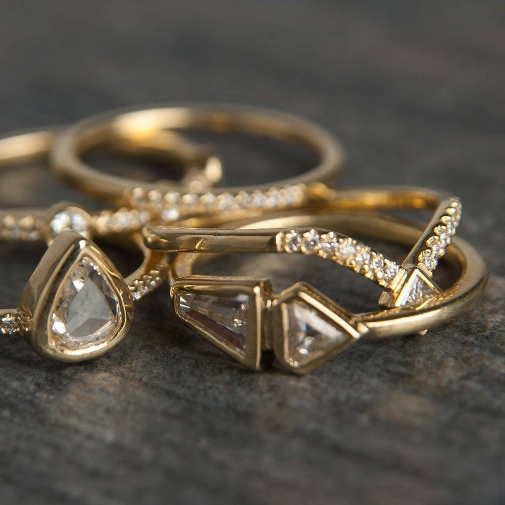 
                  
                    Diamond Doublet Band
                  
                