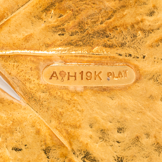 19k Gold and Diamond Leaf Brooch