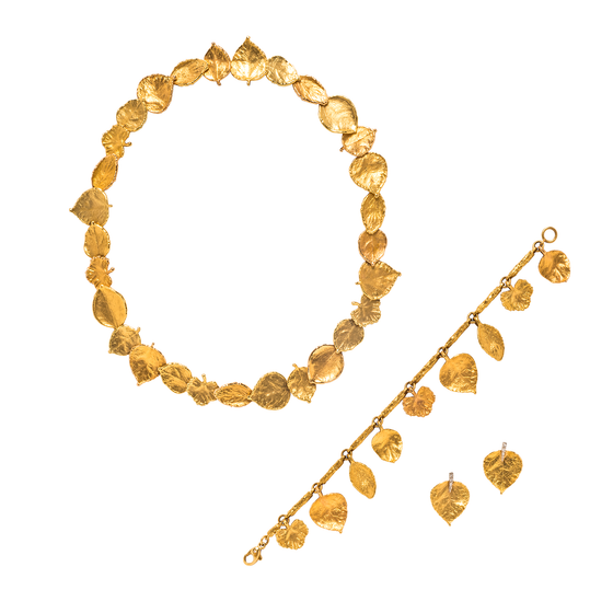 18k Yellow Gold Leaf-Form Bracelet